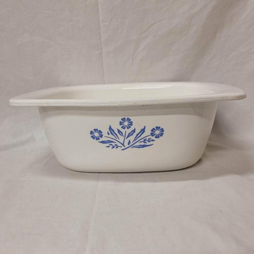 Corningware Dutch Oven Vintage 4 Quarts Cornflower Print P-34-B